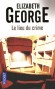 Le lieu du crime - Un manoir perdu sur la lande écossaise. C'est là que les membres d'une troupe de théâtre londonienne ont choisi de répéter une nouvelle pièce -  Elisabeth George -  Policier, noir, Ecosse, Europe du Nord - Elizabeth George