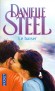 Le baiser - Mère de deux enfants, Isabelle s'ennuie auprès de son mari qui la délaisse - Danielle Steel -  Roman sentimental - Danielle Steel